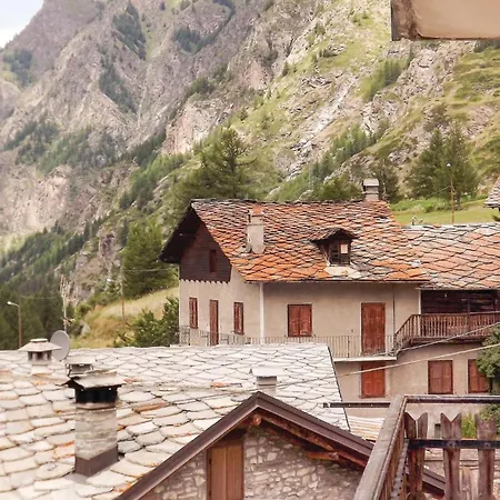 Casa Tzezerea *
